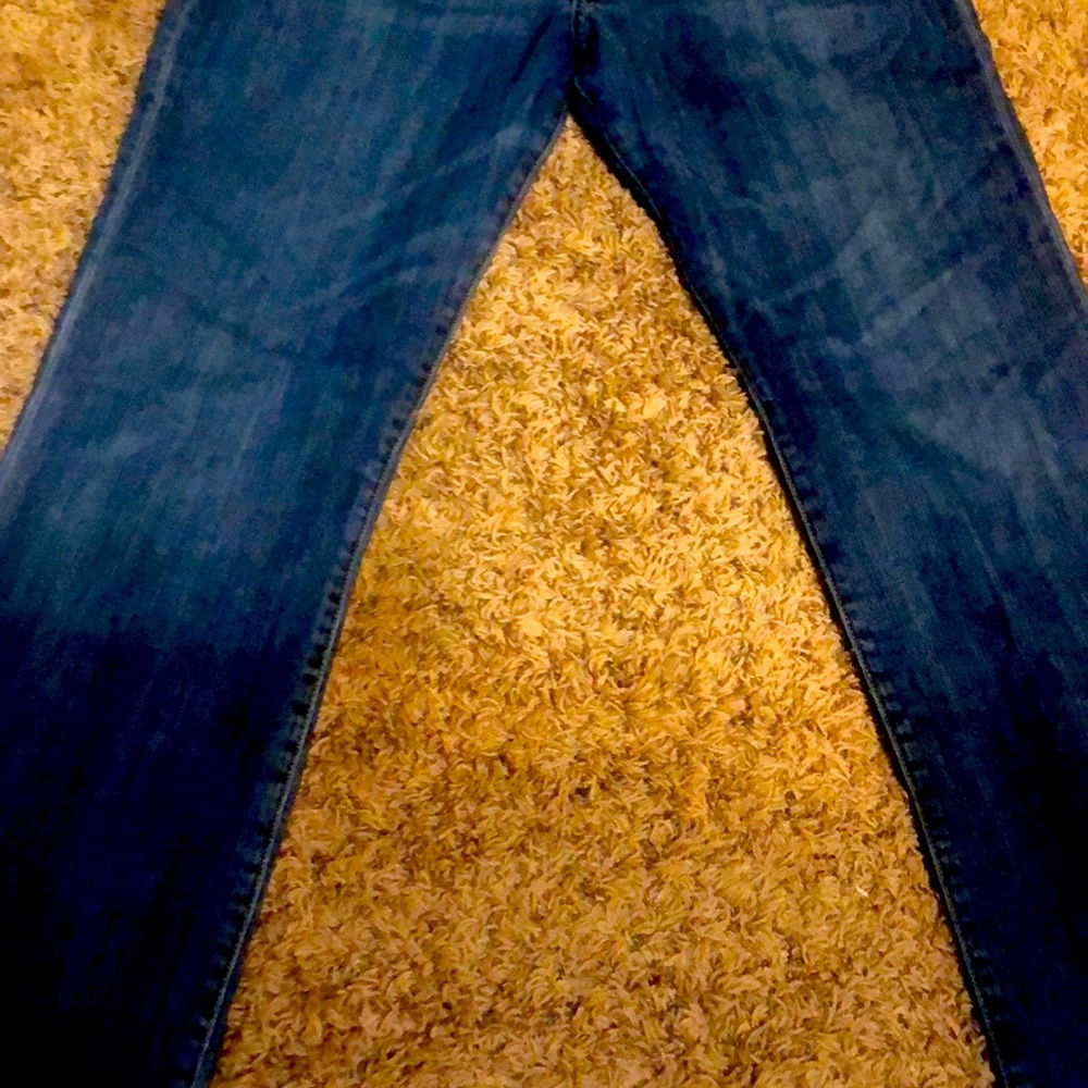 Mens Almost new Lucky Jeans. Size 30x30